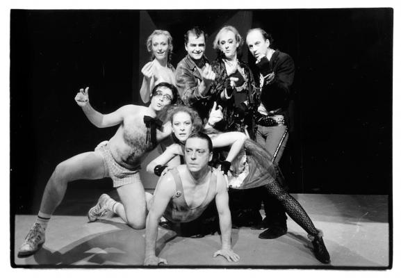 <p>Rocky Horror Picture Show: Matic Rozman, Judita Zidar, Neca Falk, Andrej Rozman - Roza, Marko Vezovišek, Gojmir Lešnjak - Gojc, Vlado Kreslin.<br>Foto: Tone Stojko</p>